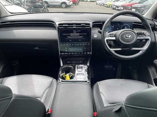 Hyundai TUCSON 1.6 T-gdi Hybrid 230 Ultimate Au Engine Red