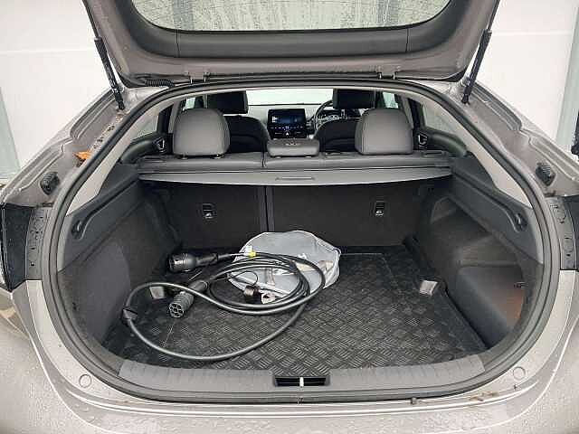 Hyundai IONIQ 1.6 GDi Plug-in Hybrid Premium SE 5dr DCT