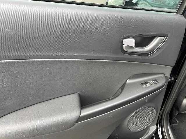 Hyundai KONA 1.6 GDi Hybrid Ultimate 5dr DCT