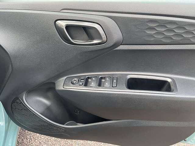 Hyundai i10 1.2 [79] Premium 5dr [Nav]