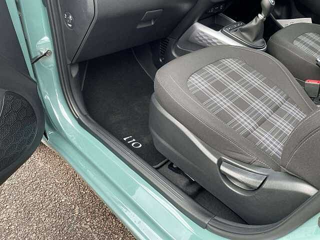 Hyundai i10 1.2 [79] Premium 5dr [Nav]