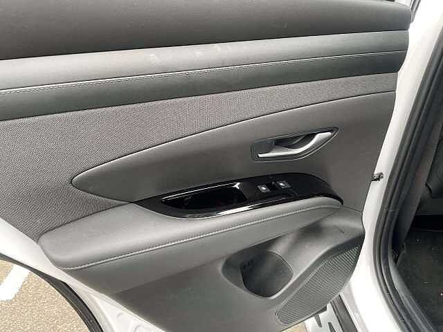 Hyundai TUCSON 1.6T Hybrid Ultimate 5dr Auto White