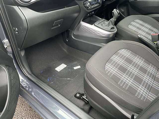 Hyundai i10 1.2 [79] Premium 5dr Auto [Nav]