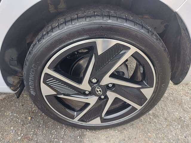 Hyundai i10 1.0 [63] Premium 5dr Auto [Nav]