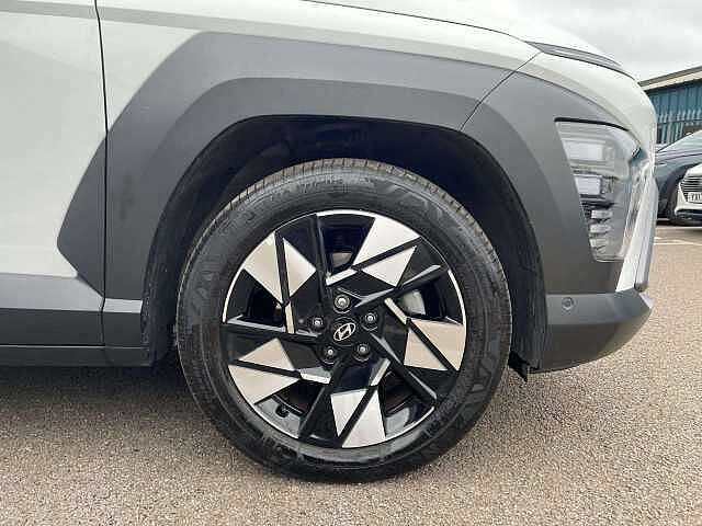 Hyundai KONA 1.6 Hybrid 129 Ultimate 5dr DCT White
