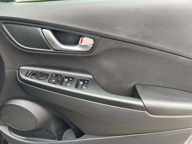 Hyundai KONA 1.6 GDi Hybrid Premium 5dr DCT