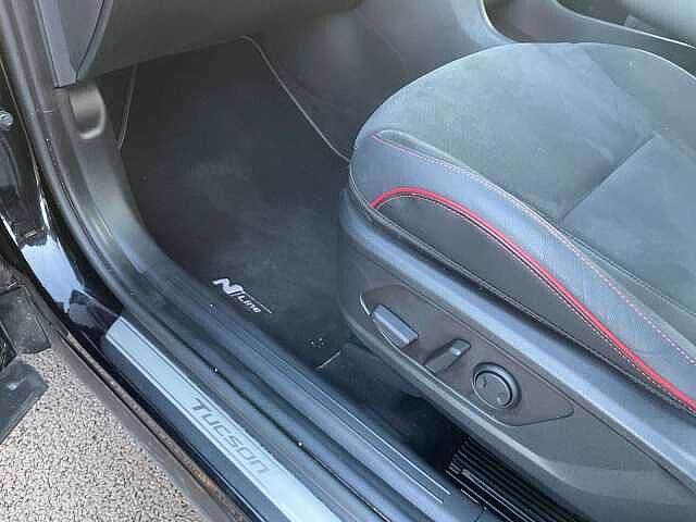 Hyundai TUCSON 1.6T Hybrid N Line S 5dr Auto Black