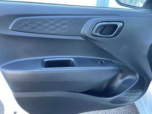 Hyundai i10 1.0 MPi SE Connect 5dr Auto