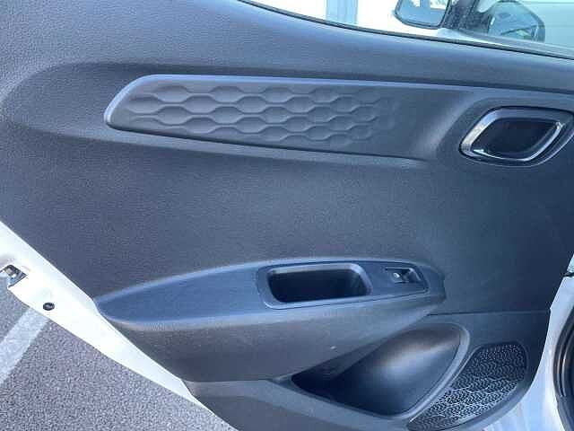 Hyundai i10 1.0 MPi SE Connect 5dr Auto