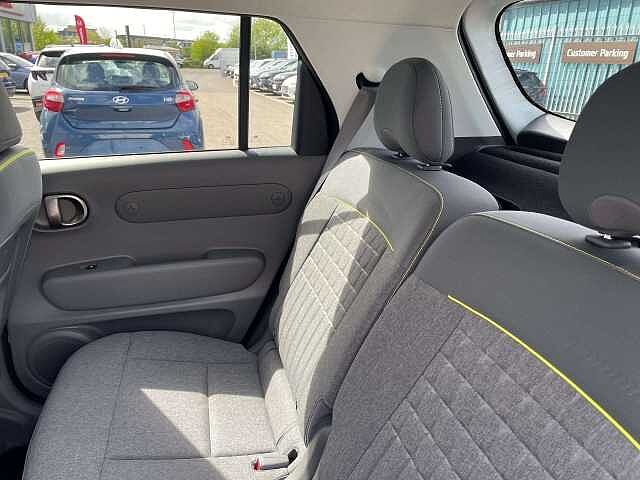 Hyundai Inster 85kW Cross 49kWh 5dr Auto