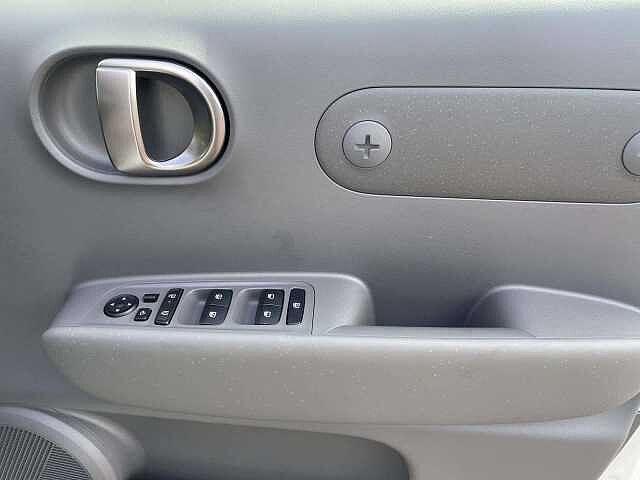 Hyundai Inster 85kW Cross 49kWh 5dr Auto