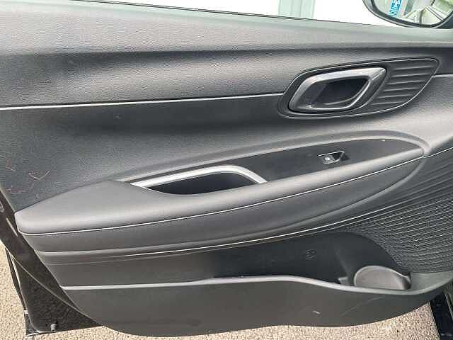 Hyundai i20 1.0T GDi 90 Tech Line 5dr DCT