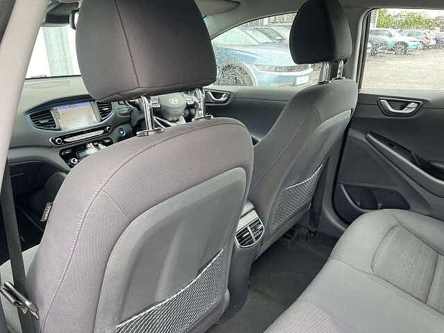 Hyundai IONIQ 1.6 GDi Hybrid Premium 5dr DCT