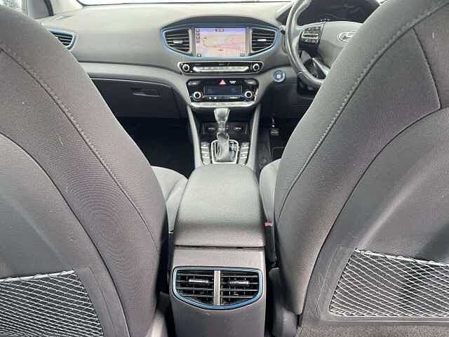 Hyundai IONIQ 1.6 GDi Hybrid Premium 5dr DCT
