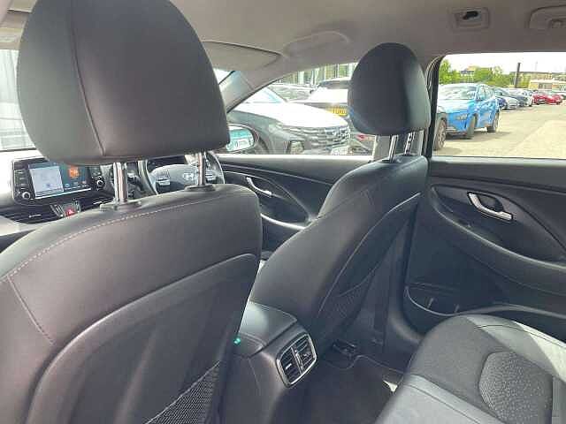 Hyundai I30 1.4T GDI Premium 5dr Red