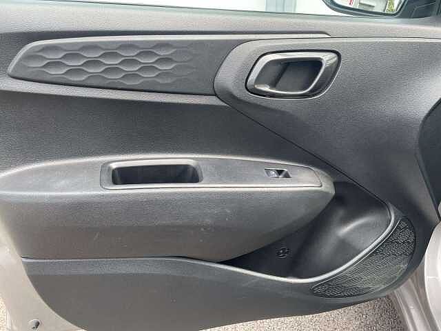 Hyundai i10 1.0 MPi SE Connect 5dr Auto