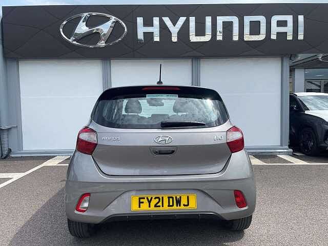 Hyundai i10 1.0 MPi SE Connect 5dr Auto