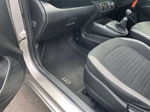 Hyundai i10 1.0 MPi SE Connect 5dr Auto