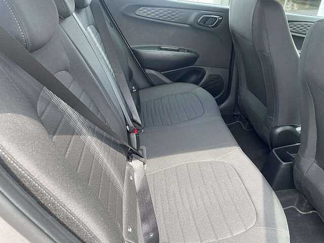 Hyundai i10 1.0 MPi SE Connect 5dr Auto