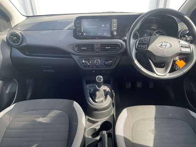 Hyundai i10 1.0 MPi SE Connect 5dr