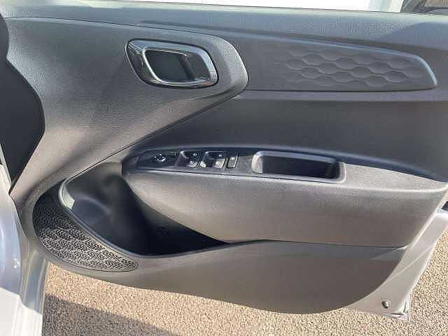 Hyundai i10 1.0 MPi SE Connect 5dr