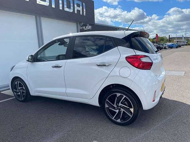 Hyundai i10 1.2 [79] Premium 5dr [Nav]